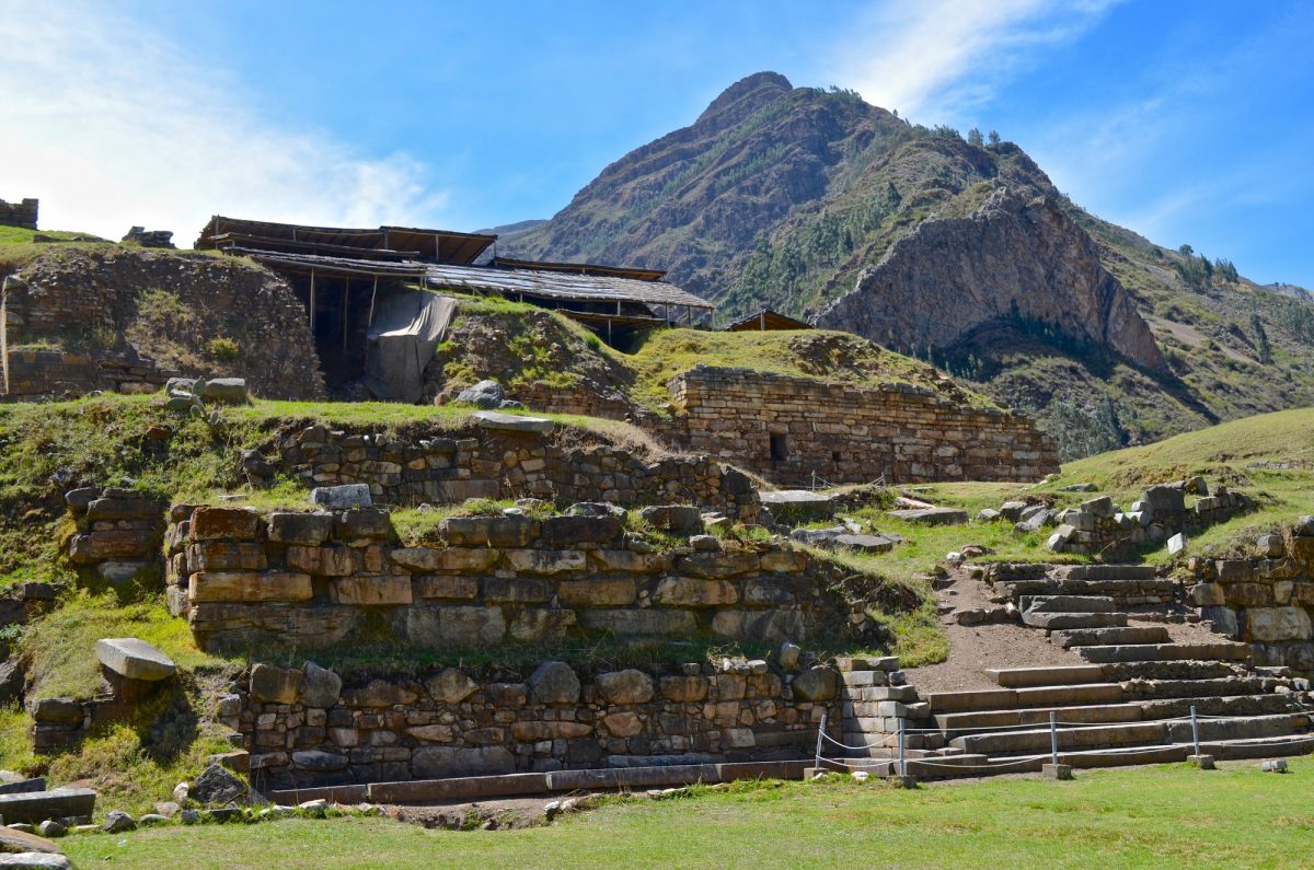 We're off to another ancient Peruvian site today, Chavín de Huantar. The site was occupied by the Chavín, a pre-Inca culture, up until about 400-500 BC. There is carbon dated archaeological evidence that the site has been a ceremonial center dating as far back as 3000 BC. It.....