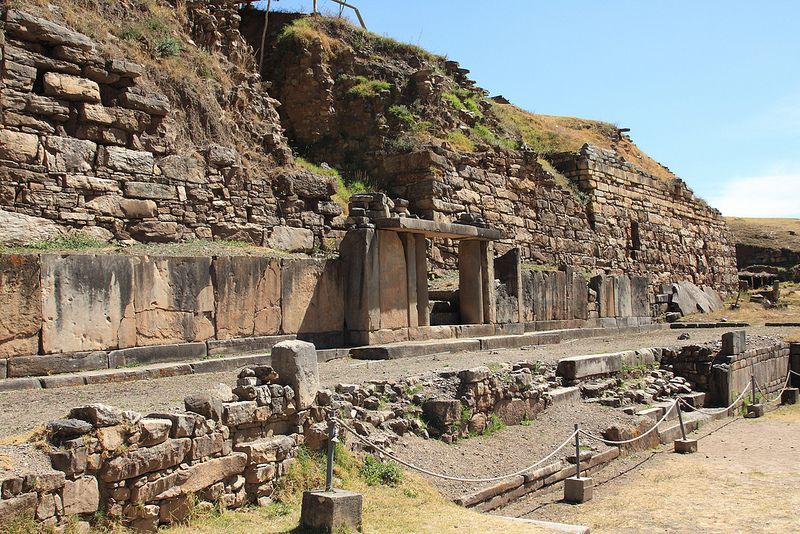 We're off to another ancient Peruvian site today, Chavín de Huantar. The site was occupied by the Chavín, a pre-Inca culture, up until about 400-500 BC. There is carbon dated archaeological evidence that the site has been a ceremonial center dating as far back as 3000 BC. It.....