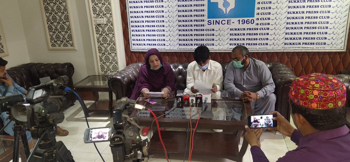 iradonf's tweet photo. Press conference Sukkur social organizations, district interest groups and activists demand immediate elections for local government. https://t.co/Qk1kkQSHuF