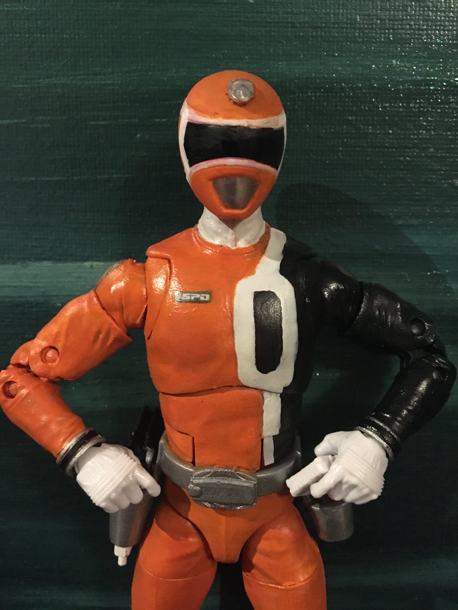 Hello Twitter! Here's a custom figure I made of one of my favorite rangers. SPD orange! played by the fantastic <a href="/kelsonalyn/">Kelson Henderson</a> as Boom!