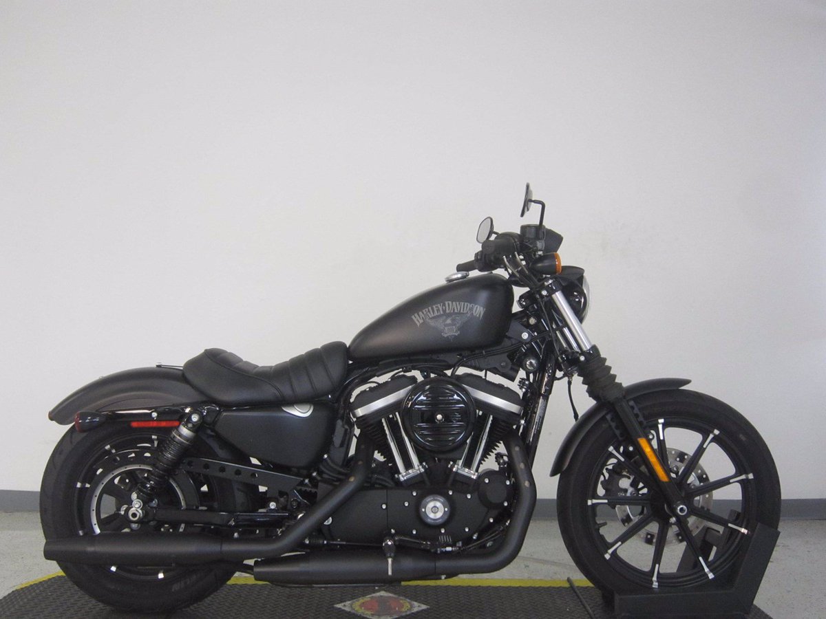 Notariot2's tweet image. I need one 

2018 Harley Iron 883