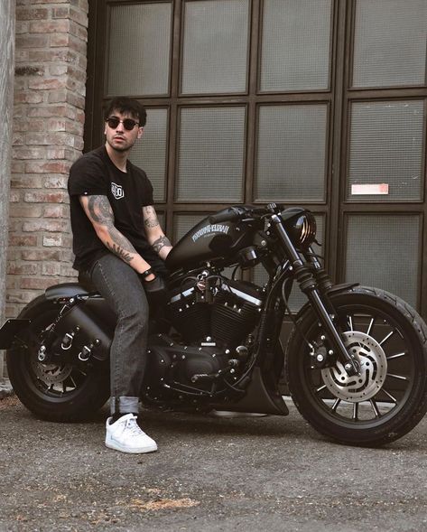 Notariot2's tweet image. I need one 

2018 Harley Iron 883