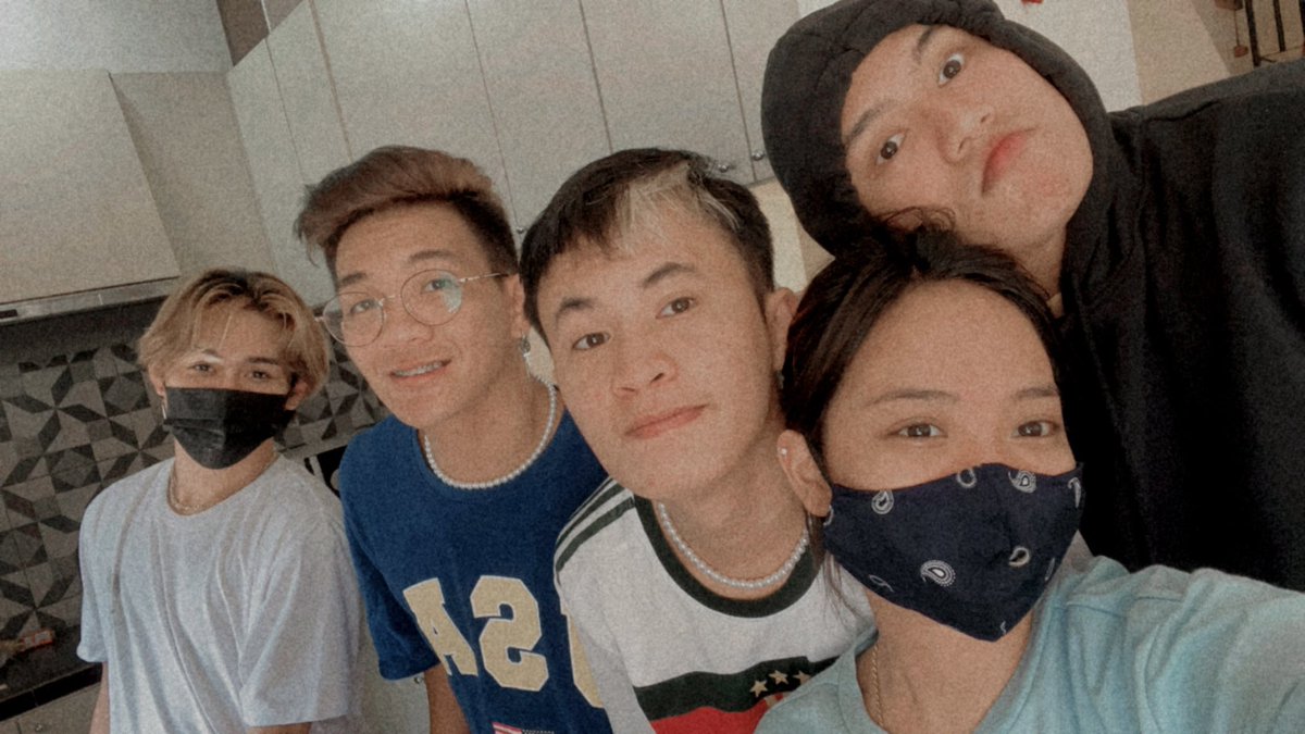 itsambermiles's tweet image. Nakakapagod at nakakastress pero super saya! 🤍✨ #teamdrawing #massdrop