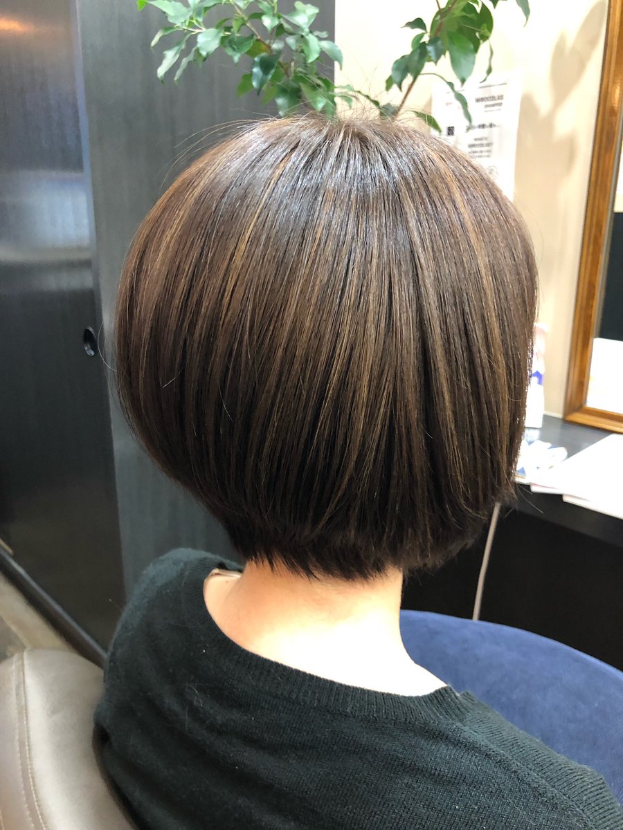 s2daisy1's tweet photo. ハイライトモデル 脱白髪染め 白髪ぼかし ハイライト カラーモデル https://t.co/5kzMxCd3xE