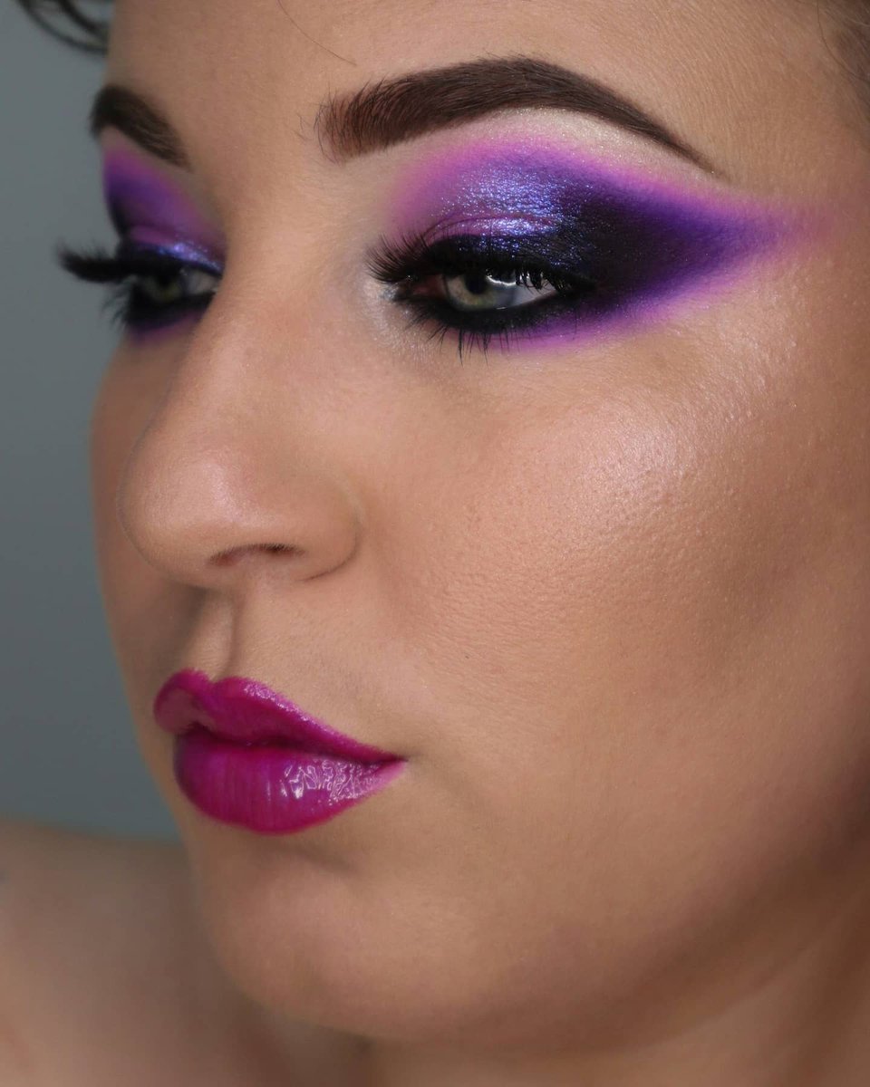 familishome's tweet photo. Paleta Carnival lll LOVE TAHITÍ @bperfectcosm  y EPIC INK Liner @nyxcosmetics_es
Labios, pastello de @NeveCosmetics tono TRANCE
LIP GLOSS @PINKDUCKLONDON https://t.co/8pf6T0UkDd