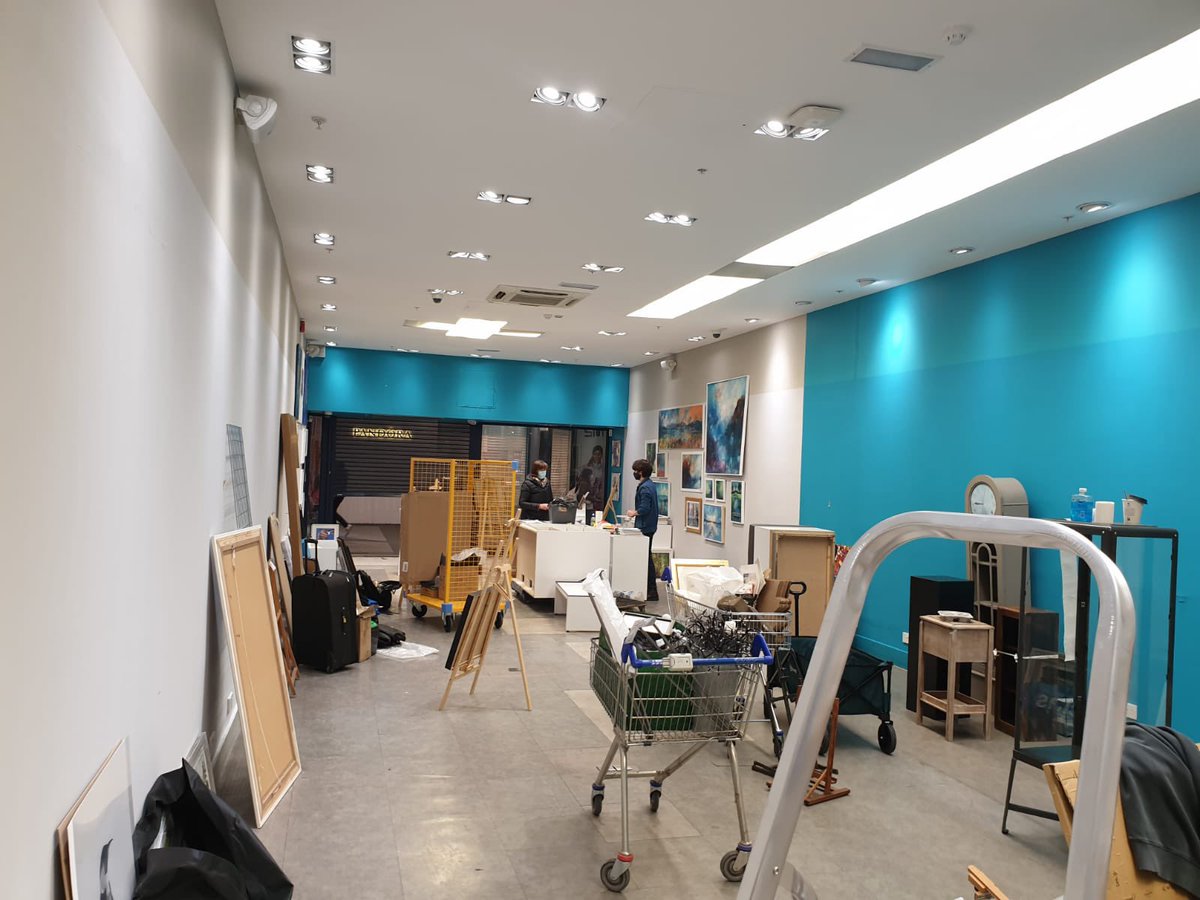 1of1DesignUK's tweet image. Set up time ! Big New #PopupGallery @EalingShopping Centre opening Monday 12th with 12 artists! 11-5pm. @EalingNub @makeitealing @LoveEaling @greenealing @EalingInsider @EalingCommon