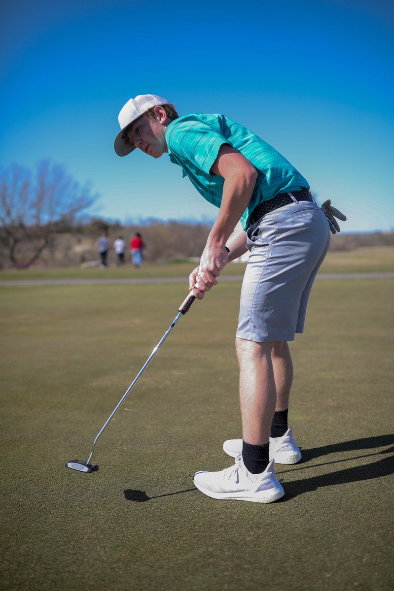 mkategallagher's tweet photo. Golf! https://t.co/8gNYIiy8yf