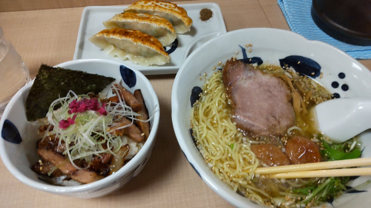 ラーメン大好き小泉さん アニメ 最新情報まとめ みんなの評価 レビューが見れる ナウティスモーション ラーメン大好き小泉さん アニメ 最新情報まとめ みんなの評価 レビューが見れる ナウティスモーション