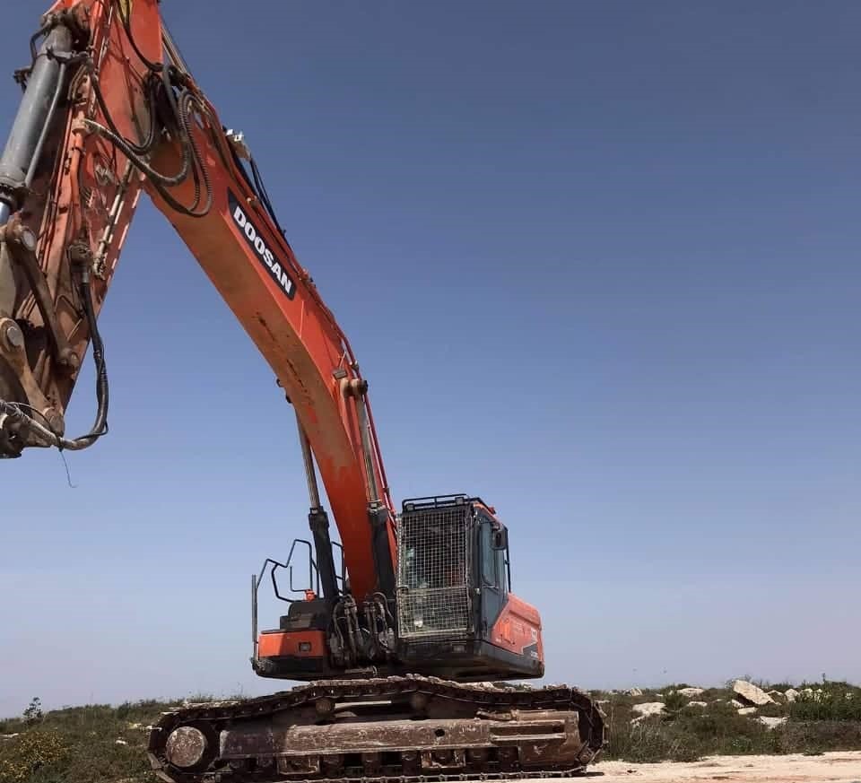 stopthewall's tweet photo. As part of the Israeli ethnic cleansing practices, the Israeli occupation sabotaged agricultural lands belonging to Palestinians in areas adjacent to the illegal settlement of Eli built on #Palestinian lands in the Nablus district.
#Right2Exist #Right2Land #Palestine #Israel https://t.co/RKcw3XH4jP