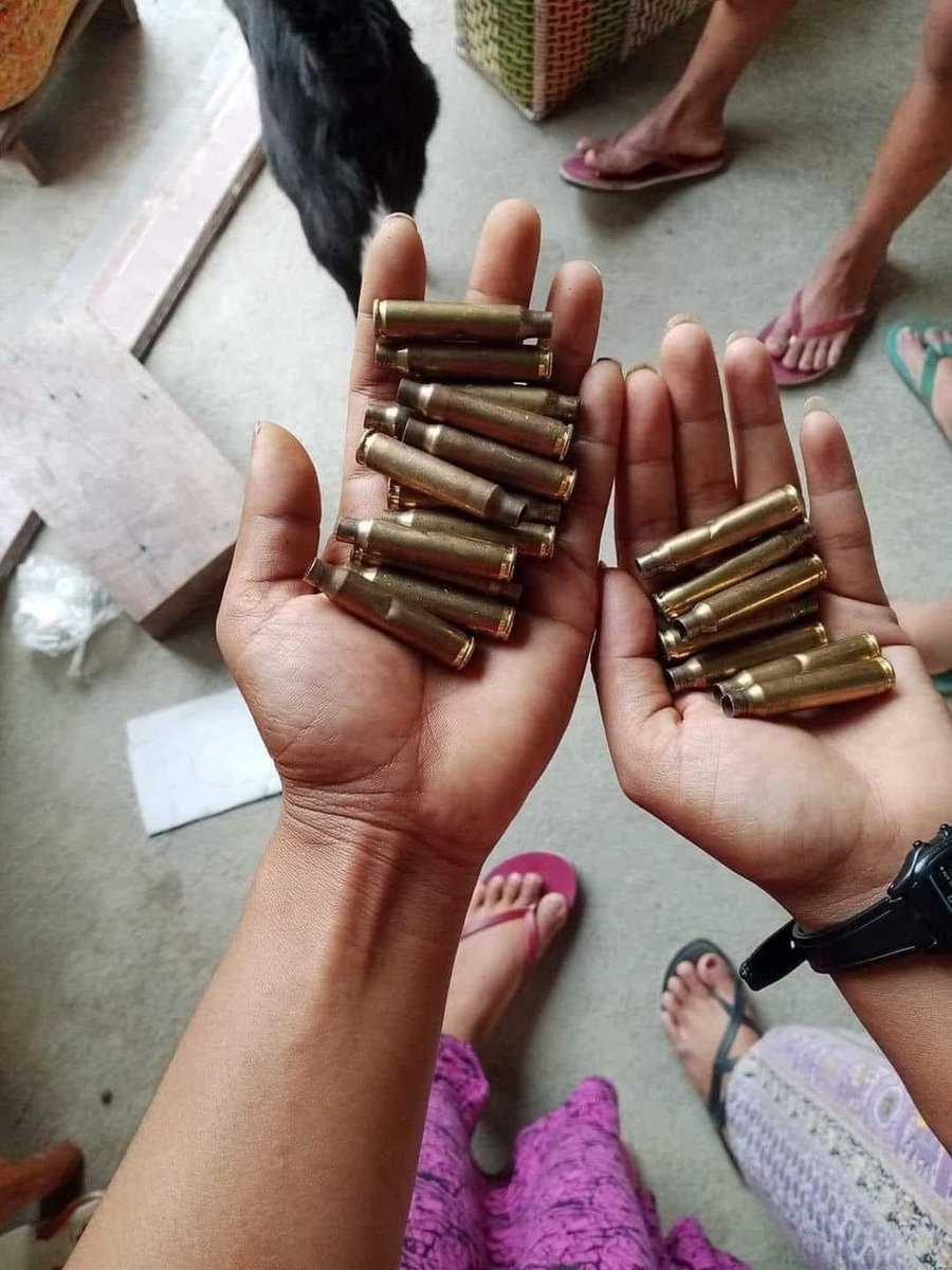 Rebel Military shot to Civilian with real bullets in Kalay in this morning. #WhatsHappeningInMyanmar #Apr7Coup #UNHR https://t.co/PC0joOJVVI