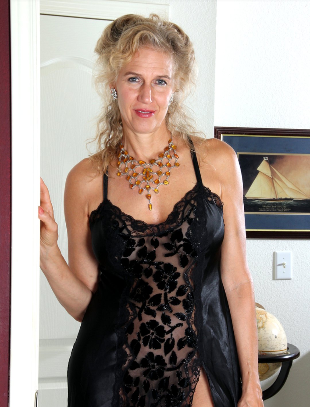 Alluring older women seeking romance and excitement