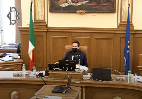 #Imprese in stato di #insolvenza, in Commissione #AttivitàProduttive audizioni di rappresentanti <a href="/cnanazionale/">CNA</a> e @Confersercenti. Diretta: bit.ly/Audizione_AttP… #OpenCamera