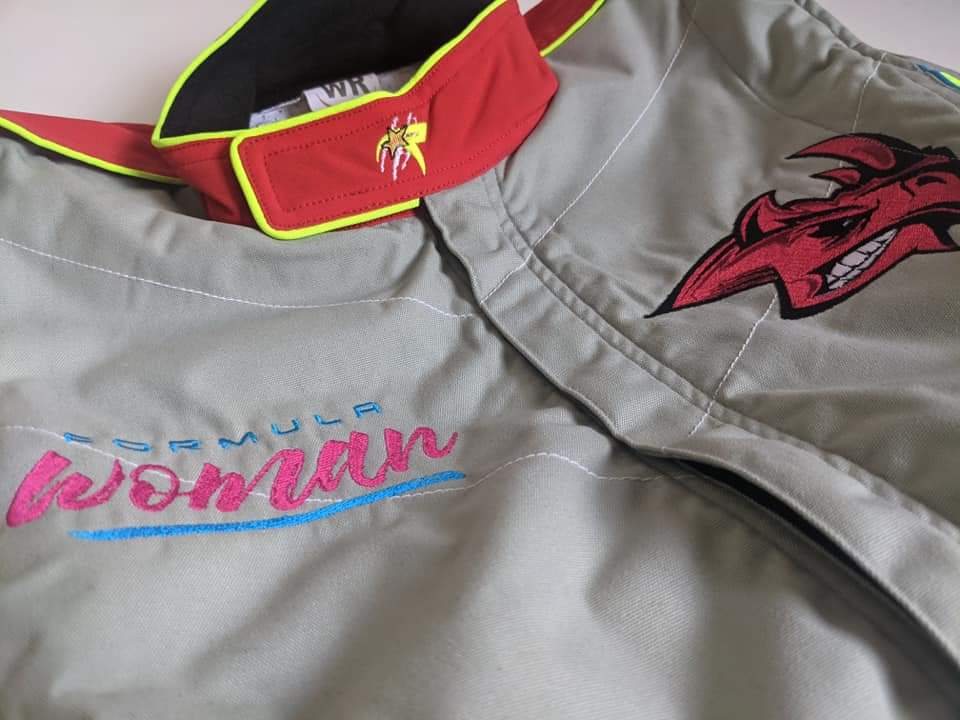RacingKeira's tweet photo. Loving my new race suit for the season thanks to raptor custom race ware for this, looking forward to the @UKCTWEETS season to start.
@MissMotorsport @Formula_Woman @MsportXtra @GirlsOnTrackUK @WSeriesRacing @GoBobbyuk https://t.co/rRIDO6ooHo