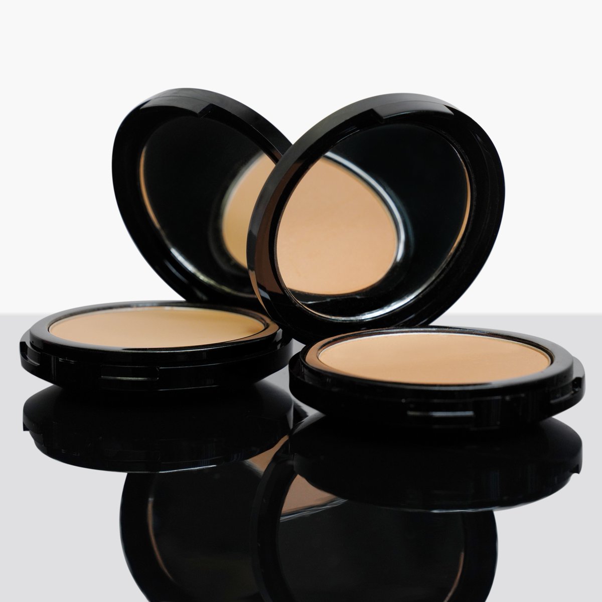 nanacocobeauty's tweet image. Cover your base with the right formula - The HD Perfection Powder Foundation. ✨

--
SALE ALERT 

Don't forget! Enjoy 30% off our Spring Collection! No code needed. 

#nanacoco #powderfoundation