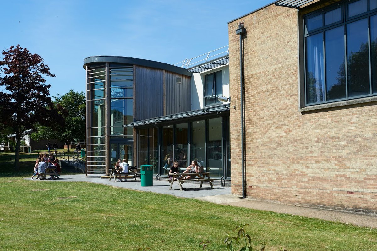Our virtual tour covers all the main academic and vocational teaching areas, as well as the library, Griffon Theatre, gym, and recreational spaces that provide the backdrop to the fantastic student experience on offer at Paston. Take a look here ow.ly/8XKo50Ehnyq