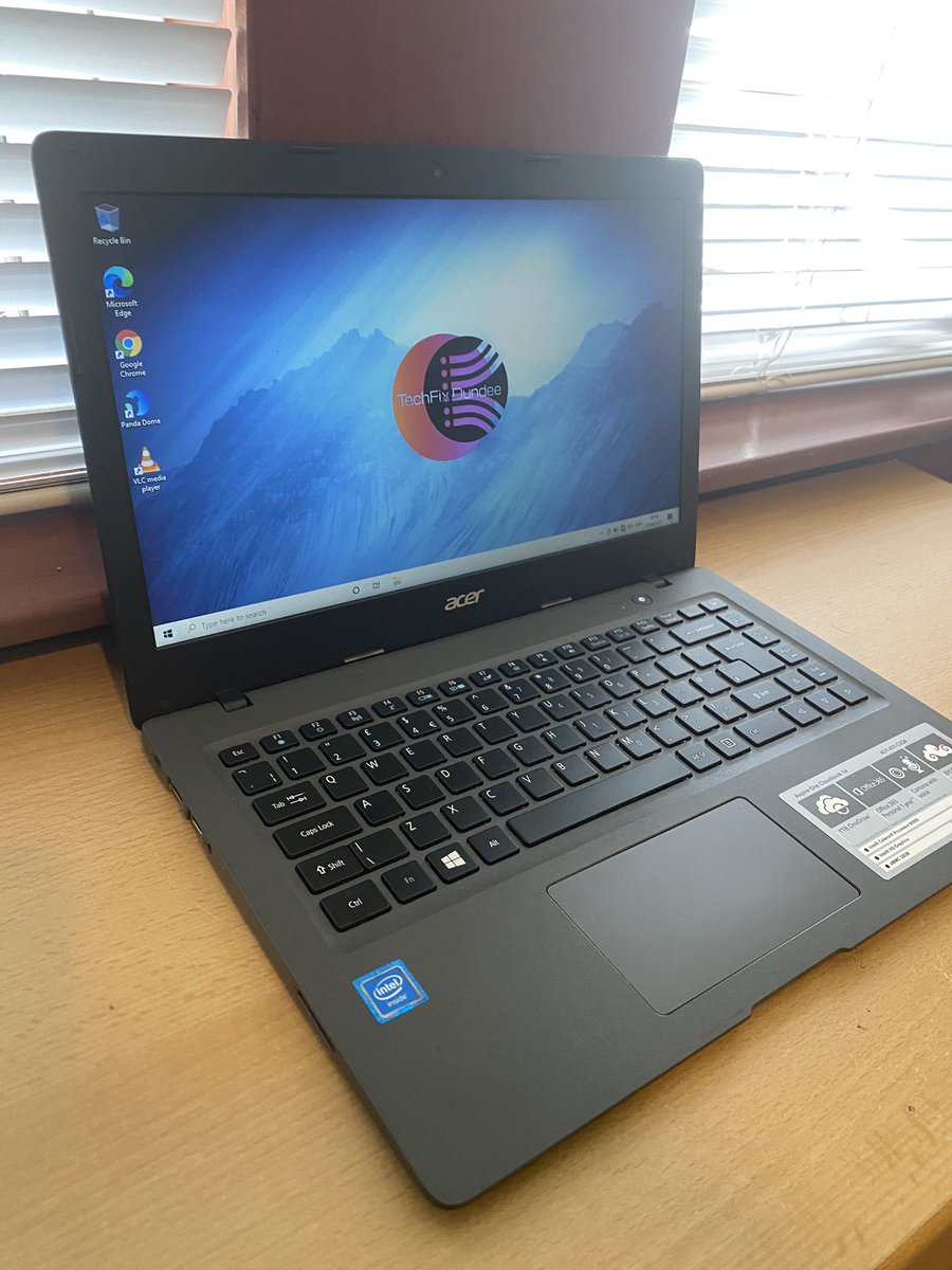 TechOutletDD's tweet image. ACER LAPTOP FOR SALE 

WINDOWS 10 PRO
INTEL CELERON N3050
1.60GHZ
32GB SSD
2GB RAM 
WEBCAM
HDMI
14” SCREEN 
OVER 8 HOURS BATTERY LIFE 

GOOGLE CHROME
VLC PLAYER 
PANDA ANTIVIRUS 

COMES WITH CHARGER 
PERFECT FOR WEB BROWSING OR WATCHING SHOWS OR YOUTUBE 
#Techfixdundee #tech