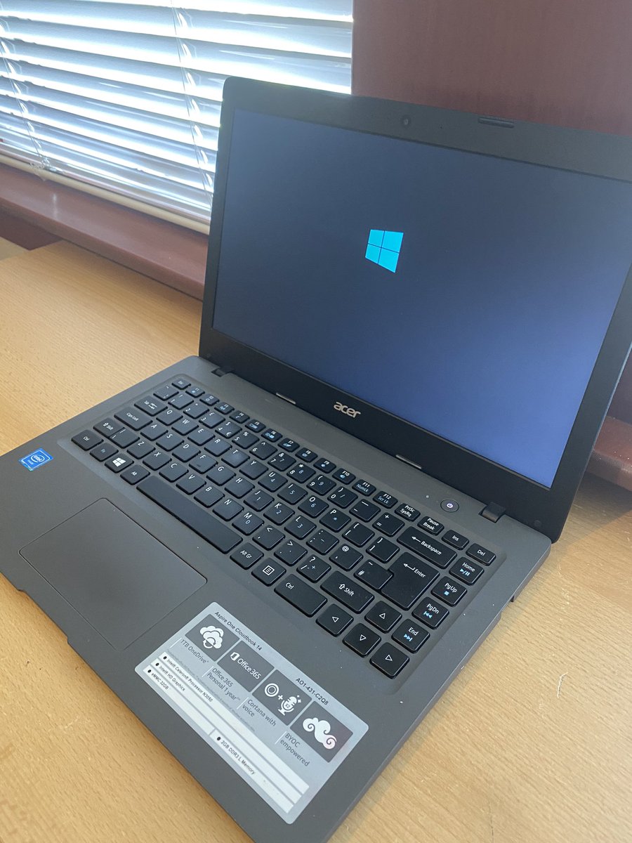 TechOutletDD's tweet image. ACER LAPTOP FOR SALE 

WINDOWS 10 PRO
INTEL CELERON N3050
1.60GHZ
32GB SSD
2GB RAM 
WEBCAM
HDMI
14” SCREEN 
OVER 8 HOURS BATTERY LIFE 

GOOGLE CHROME
VLC PLAYER 
PANDA ANTIVIRUS 

COMES WITH CHARGER 
PERFECT FOR WEB BROWSING OR WATCHING SHOWS OR YOUTUBE 
#Techfixdundee #tech