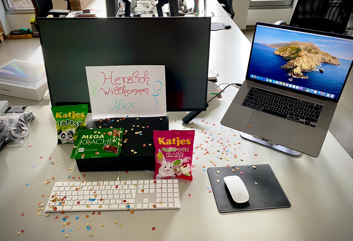 Lieber <a href="/agerlings/">agerlings 🌎</a>, 
wie freuen uns sehr, dass du nun Teil des wachsenden ressourcenmangel Düsseldorf-Teams bist und uns als Creative Director unterstützt. 💐
Auf alles, was da nun kommt! 💪
#rsmDUS #change2gyle