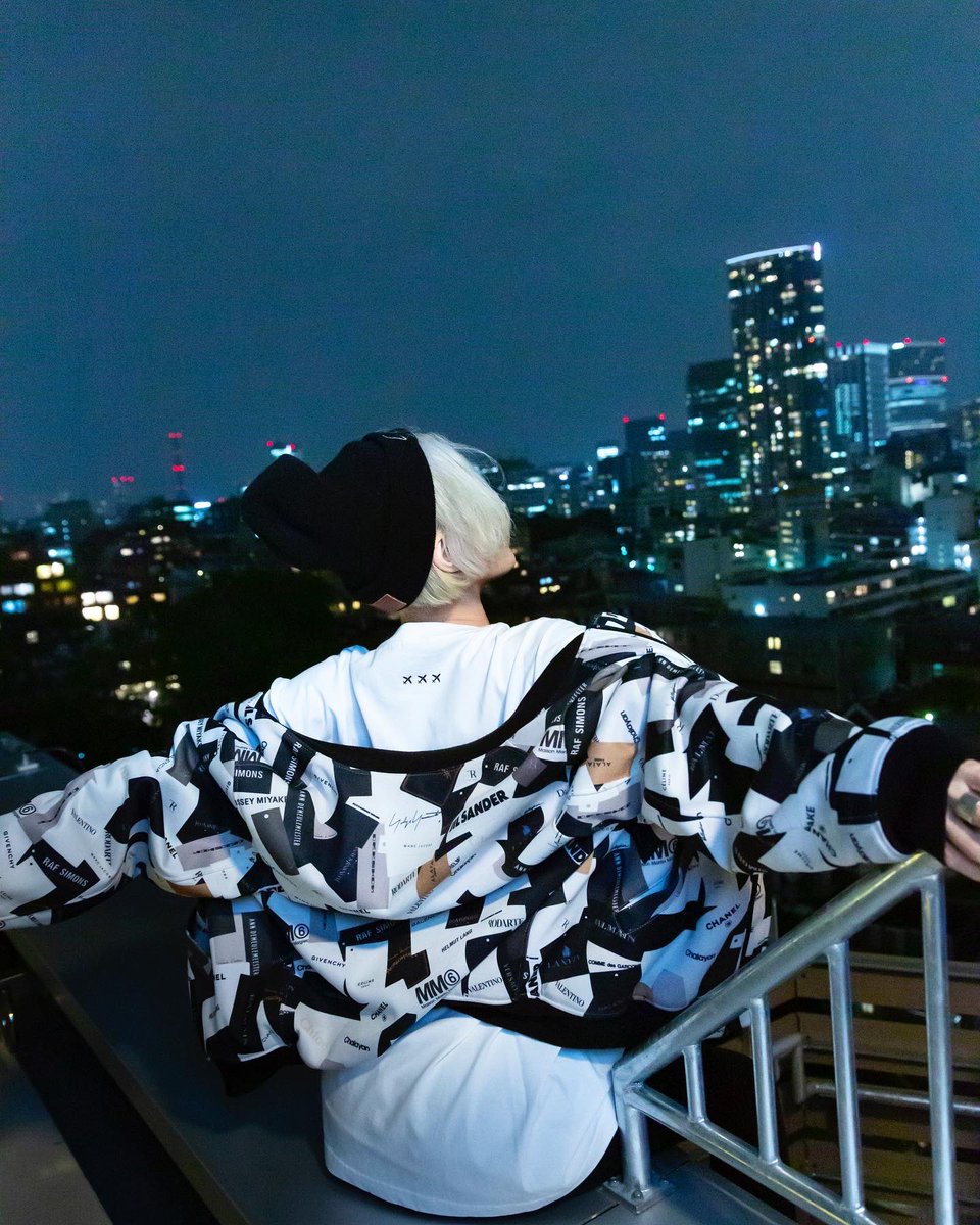 デザインしたTシャツが
4月9日 20時より発売開始します
詳細はこちらから💁‍♀️

instagram.com/p/CNW93iiBM56/…