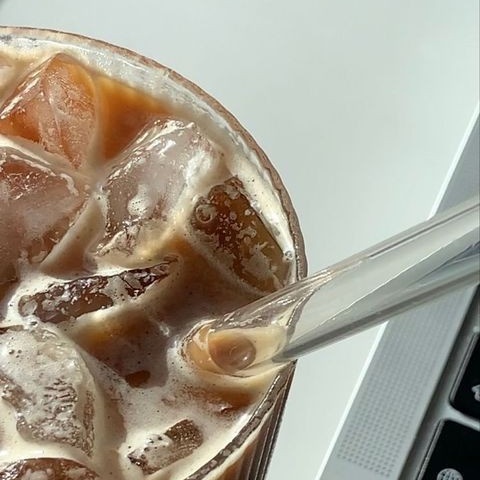 pamelabarnik's tweet photo. iced one please https://t.co/x4GeV2JE5b