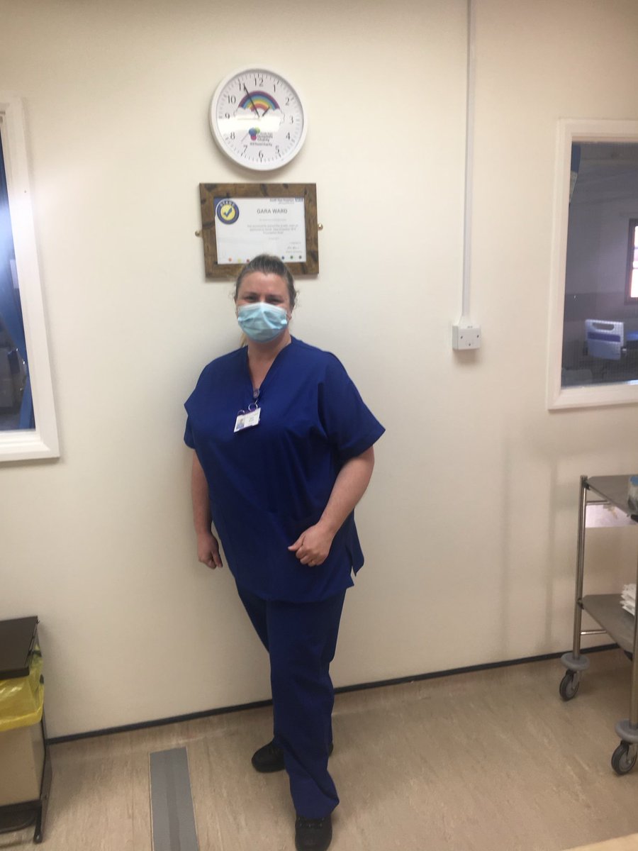 Amy Oxley (@amyoxley5) on Twitter photo We are delighted to welcome Helen back to work with colleagues on Gara ward after recovering from Covid. Helen stayed in ITU with 16 days ventilation support during her long hospital stay. Everyone is so happy to see her back at work looking so good⭐️ <a href="/SouthTees/">South Tees Hospitals</a> We are delighted to welcome Helen back to work with colleagues on Gara ward after recovering from Covid. Helen stayed in ITU with 16 days ventilation support during her long hospital stay. Everyone is so happy to see her back at work looking so good⭐️ <a href="/SouthTees/">South Tees Hospitals</a>