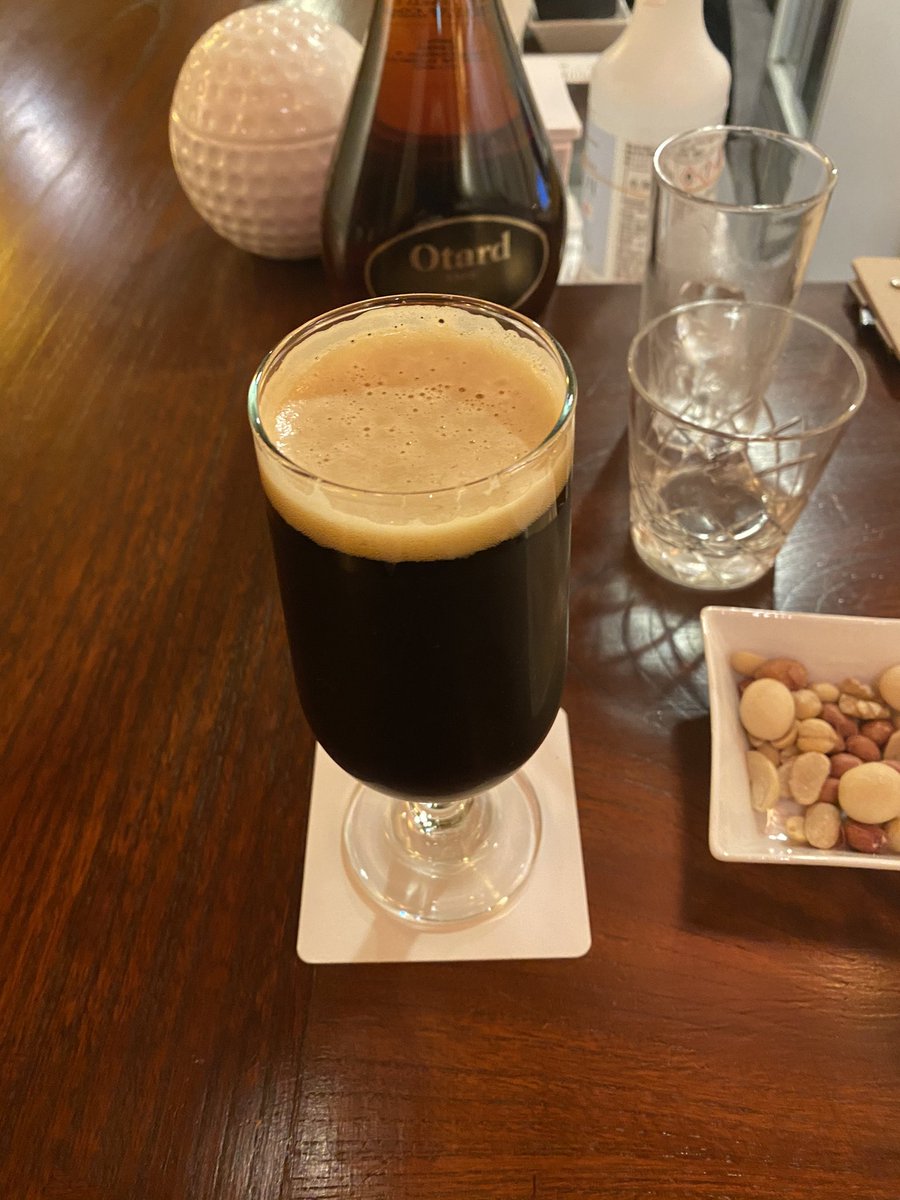TELU_53_B_G's tweet photo. 2杯目はクラフトビール
#クラフトビール #Afterblack https://t.co/EzjsTWoOFe