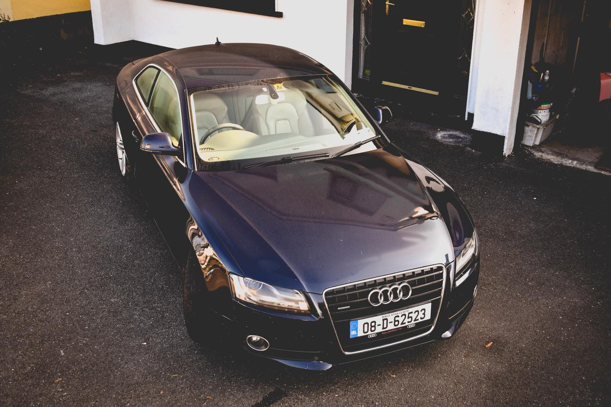 DoneDealFinds's tweet photo. We normally only post old scrap here but we make an exception for this A5 because:
It's 245bhp but does 40mpg
It falls into a convenient tax loophole(€750 vs €1200 for a manual)
It's been meticulously cared for by a family member so is a steal at €4,750
https://t.co/zawSfLwA6I https://t.co/Etvo1H9xQv