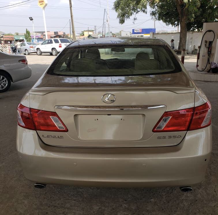 A_ismatL's tweet photo. #WatchErica #GoogleErica #wednesdaythought #WednesdayMotivation #Wizkid
Please help me retweet ๐
2008 on belt TOKUNBO ES350 accident free available for sale.....full option . Net price is 4m. And 50k settlement....Don't ask me last price please Location: Lagos. https://t.co/W0A8uHevvA