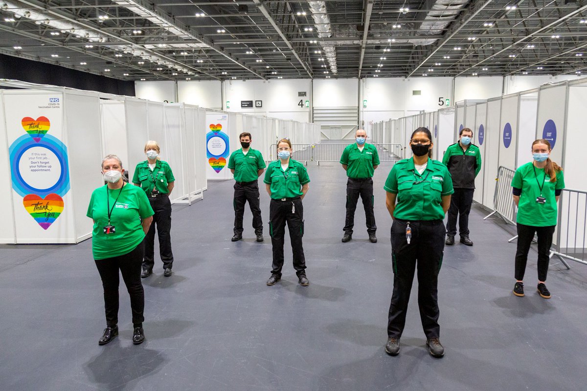 stjohnambulance's tweet photo. Today is #WorldHealthDay. The dedication, bravery and skill shown by #StJohnPeople and our colleagues in healthcare over the last year has been nothing short of phenomenal. 

#ThankYou from the bottom of our hearts 💚 https://t.co/j62lg69bEs