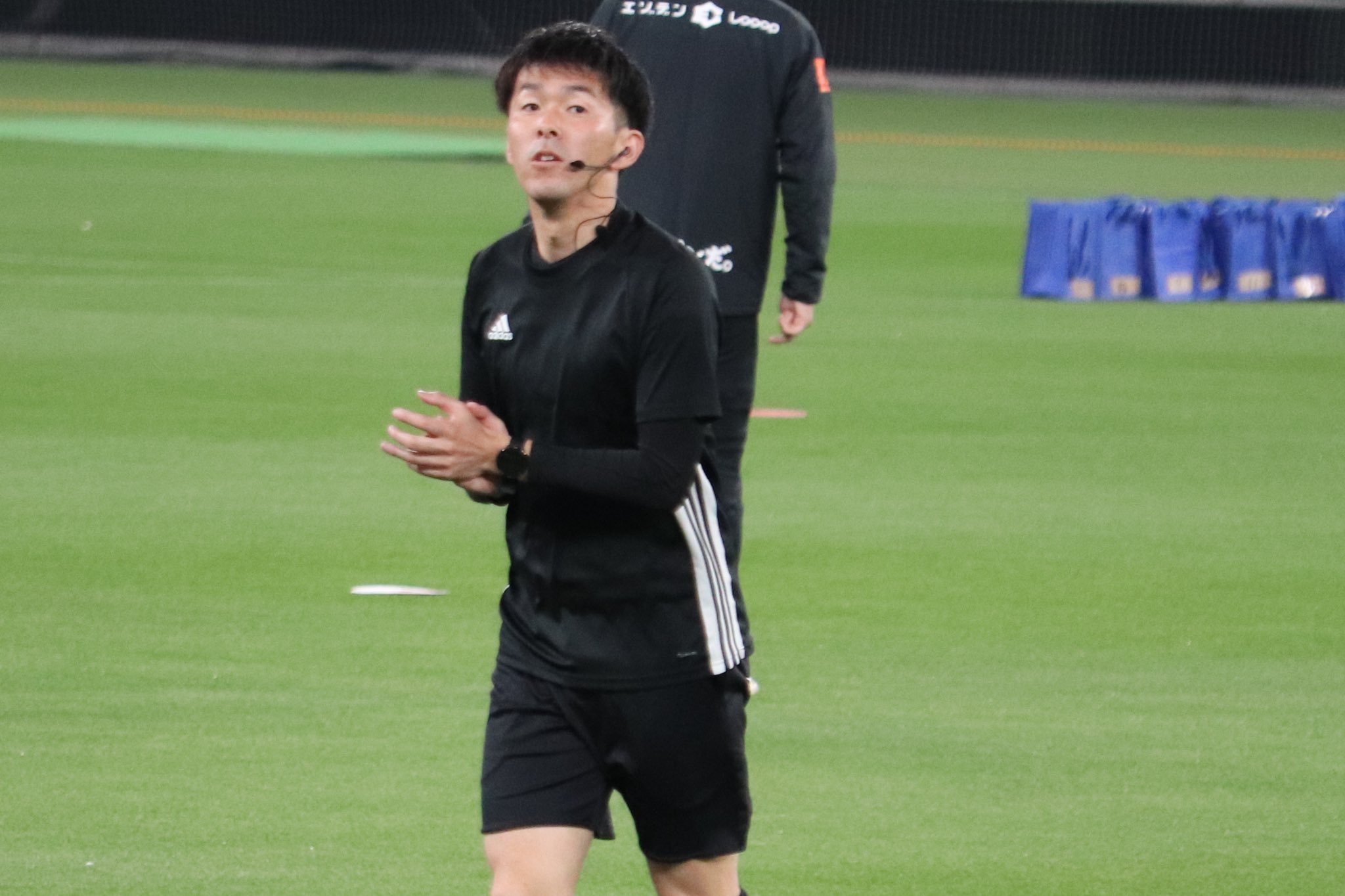 カトシュー 荒木主審は自分の中で1番好きな審判 Jリーグ 荒木友輔 主審 T Co Lt80m4df3u Twitter
