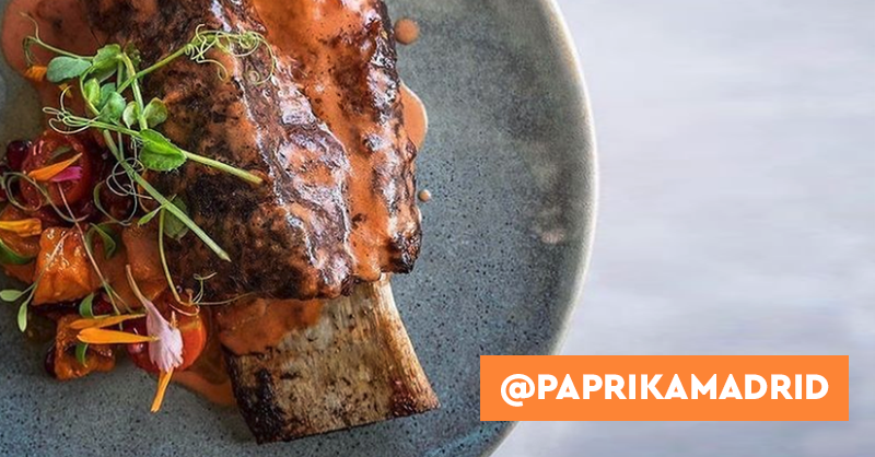 ¿Quién puede resistirse a esta maravilla de Paprika?🤤
Lo mejor de la gastronomía tradicional con toques Paprika. 👇
Costilla de vaca vieja, con curry rojo thai, arroz jazmín, ensalada fresca mango cilantro...
¡Para chuparse los dedos!👌tubarrioenunclic.es/paprika
