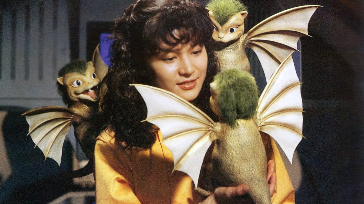 synwclub's tweet photo. NEXT UP: GODZILLA VS. KING GHIDORAH
(1991) dir. Kazuki Ohmori
Time travelers from the 23rd century return to 1992 to warn Japan that Godzilla will cause a nuclear incident and suggest how to rid the world of him forever.
Weds 07/04 8:00pm

Trailer: https://t.co/k4m11nlCQA https://t.co/0mFruWcsl2