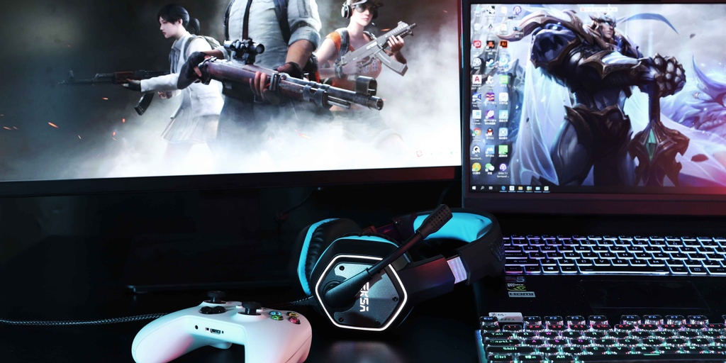 EKSAtech's tweet photo. Get to the battle in a second.β
π§ https://t.co/WLy9aXwNyv
#eksa #e1000 #plugtoplay #gamingheadsets #surroundsound #gamingaudio #fpsgaming #pcgaming #ps4gaming https://t.co/odlz8Tdmy7