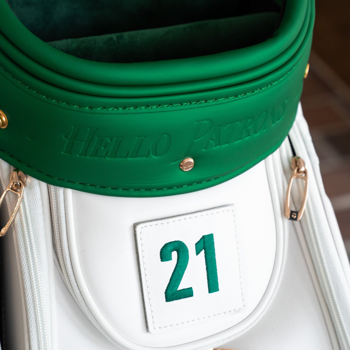 TaylorMadeTour's tweet image. 🌸 GIVEAWAY TIME 🌸 Fancy winning one of these #TeamTaylorMade limited edition season opener staff bags? 

Simply RT this post and follow us (@TaylorMadeTour) to be in the running. Full T&amp;amp;C's: tmgolf.co/TCs-SeasonOpen…