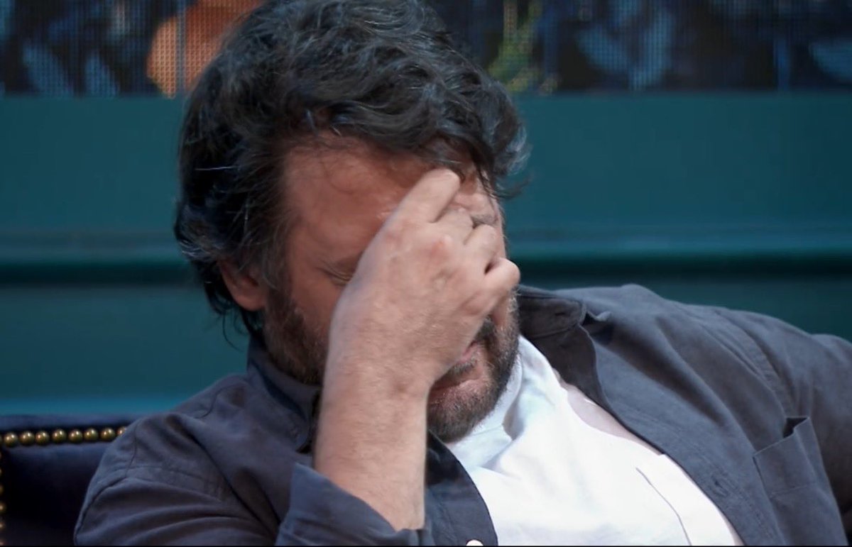 HuertDeAuteuil's tweet photo. senza contesto Lol sembra il programma più drammatico della storia della tv https://t.co/xZk1x1oqXl