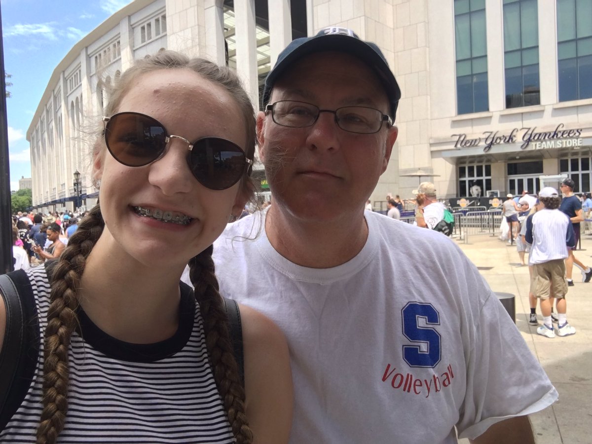 DhoffmanDoug's tweet image. Happy 20th B-Day Izzy! I love you and am a proud Dad for the person you are. Enjoy the day.@izzyhoff111