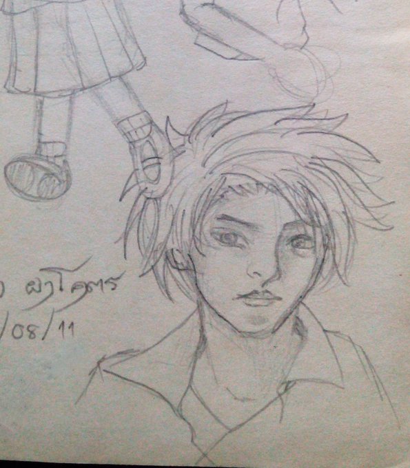 สมัยฝึกวาดผู้ชายครั้งแรกและรู้สึกวาดได้หล่อเท่มากตอนนั้น
2011                                2021 
