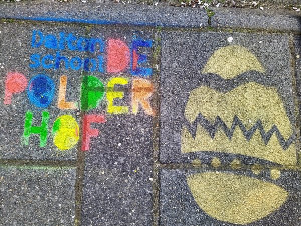 De paasei-speurtocht was een groot succes! Meer dan 100 inzendingen kwamen terug. 🥚 Wie er gewonnen heeft?    ...mijn naam is Haas 🐰<a href="/DePolderhof/">Daltonschool De Polderhof</a> @SAAMscholen