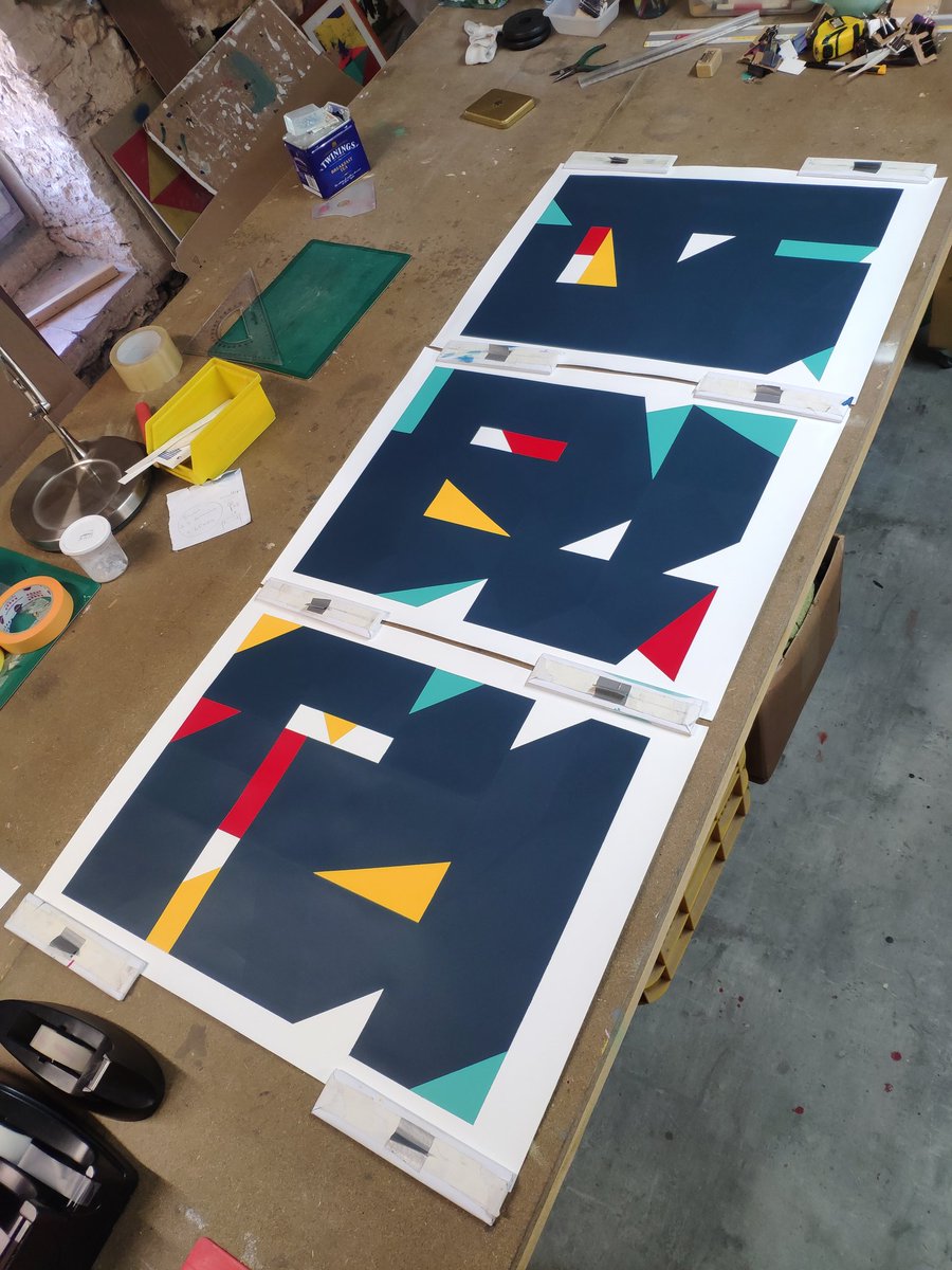 Eltono's tweet image. Getting some work done 😙🎶

#generativeart #generativedrawing