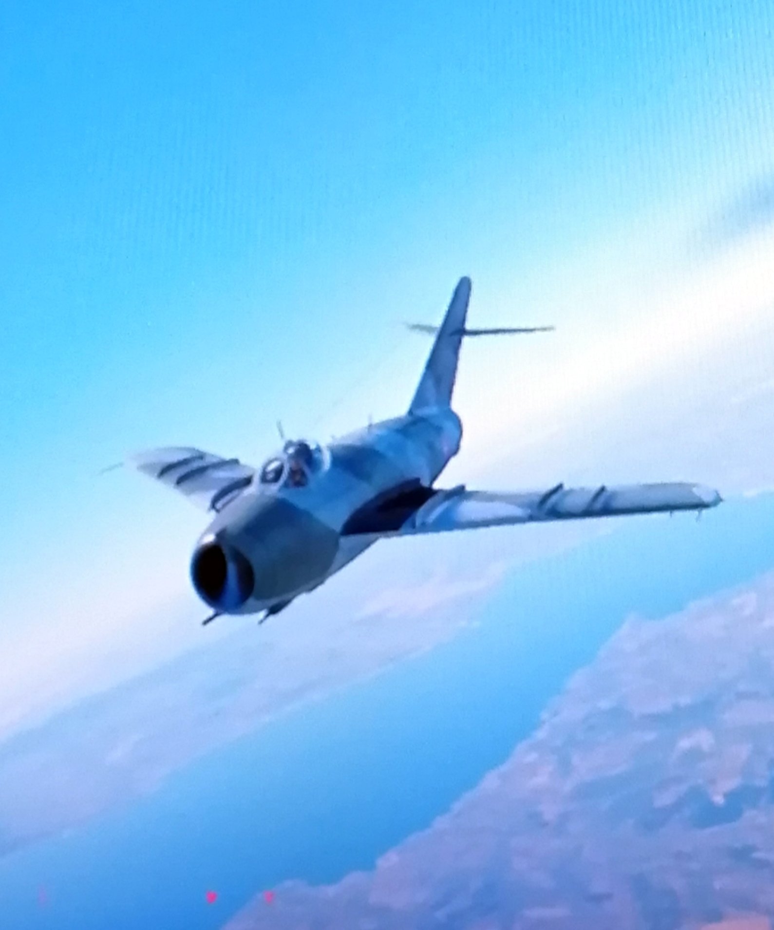 Zynaka0101 Ps4 Warthunder Wt の良いところ 開発できていない高ランク機体でも 課金機体ならテストフライトで買わずにでも乗れる ジェット戦闘機楽しい けど速度の調整が不慣れで着陸時に大破したけど