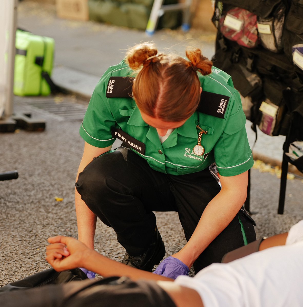 stjohnambulance's tweet photo. We're proud to launch the ‘Futuremakers Health Citizens programme' in the UK alongside @StanChart. It aims to reach &amp; train nearly 1,700 young people, 18-25, in a wide range of essential employability and leadership skills with a specific health focus. #SCFuturemakers https://t.co/iBX4rpeXVH