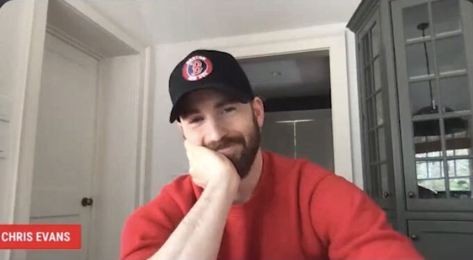 namjooniebitch's tweet photo. for the love of chris evans please someone get this man an office https://t.co/o1BsArXohI