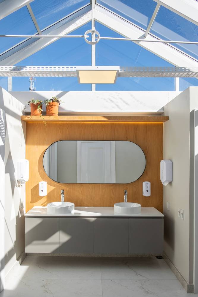 ArchDaily's tweet image. Tiny’s New Headquarters / Karina Guidolin Arquitetura - #Brazil 
#Architecture #InteriorDesign