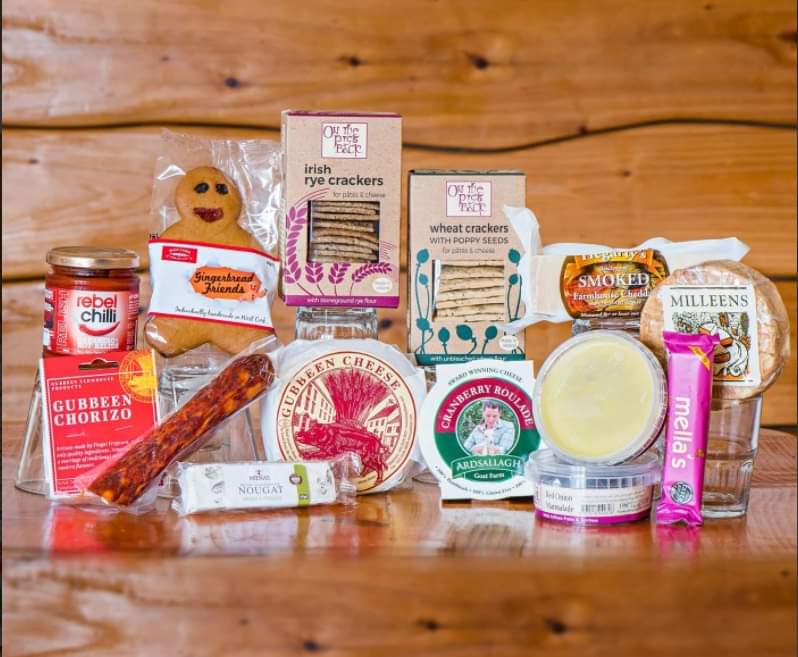 The Cork Rebel Hamper ❤️🤍
Send someone a bit of Cork to anywhere in Ireland with our Nationwide delivery! 

All products made and produced in Cork City &amp; County 
order online onthepigsback.ie/collections/ha…