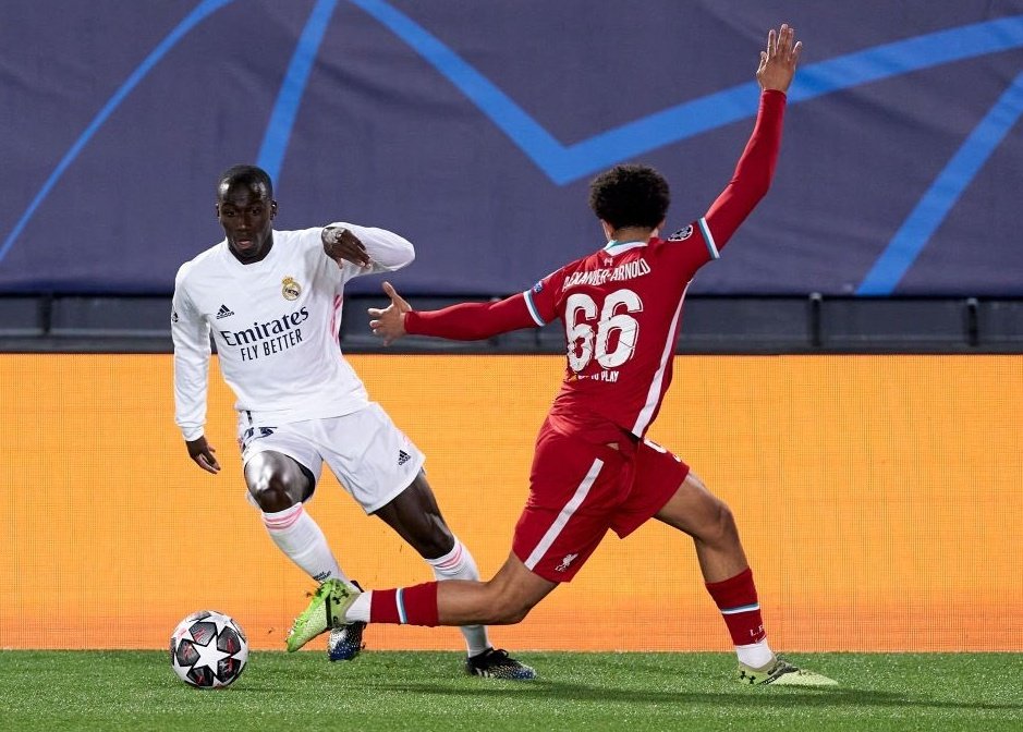 RMadridInfo's tweet photo. 📸 | Mendy dribbling past Trent https://t.co/lhoGosJUPA