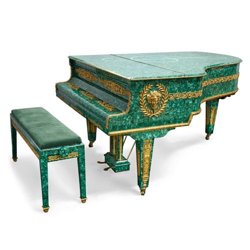 NavisLongIsland's tweet photo. Guilted metal Malachite veneered baby grand piano by @SteinwayAndSons #freightshipping , #piano , #pianoshipper , #custompckaging , #customcrating , #crating https://t.co/gvAbnRBzqW