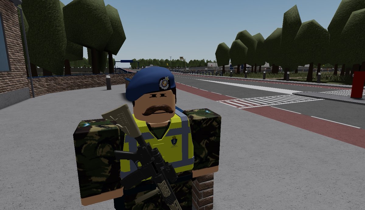 tv_nld's tweet photo. Another peaceful day at Naval Base Den Helder, or is it...? https://t.co/jjRanSZWG3