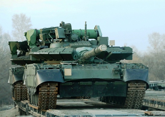 Russian_Defence's tweet photo. 1st T-80BVM MBTs have been transferred to the Eastern MD. ‘A few tens’ have been delivered. most likely to the 64th MR Bde. In time for the 2021 Victory Day parade.
https://t.co/mlcGbRWCR4 https://t.co/wVS1ugEyVh