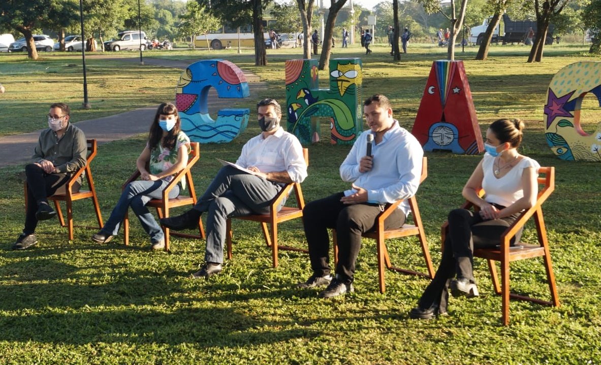 jmcapitanich's tweet photo. Participamos en lanzamiento del #PlanProgresar, un programa integral de becas educativas que acompaña a personas de 18 a 24 años en todos los niveles de formación académica.
Es un incentivo económico y un estímulo personal para poder avanzar en los estudios y finalizarlos. https://t.co/eK9SPpV0GZ