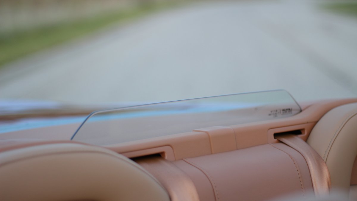 therealautoblog's tweet image. The 2021 Lexus LC 500 Convertible is blissful, motoring beauty: bit.ly/3cR1Wrb